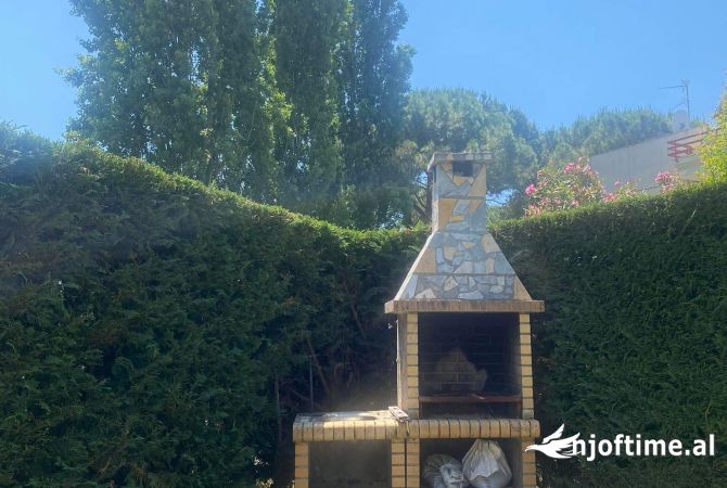 Shtepi me qera Shtepi Private ne Durres, 2+1, Mobilimi E mobiluar, Pagesa 120  Euro.