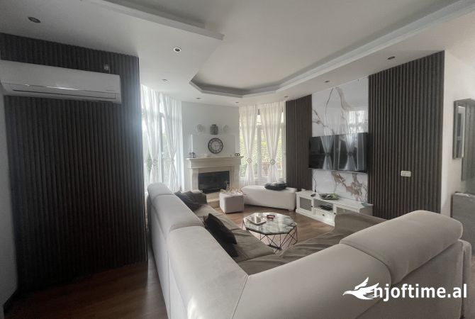 Shtepi me qera 2+1 ne Durres - 120 Euro