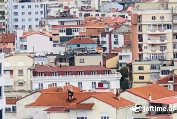 Shtepi ne shitje 4+1 ne Pogradec - 65,000,000 Leke