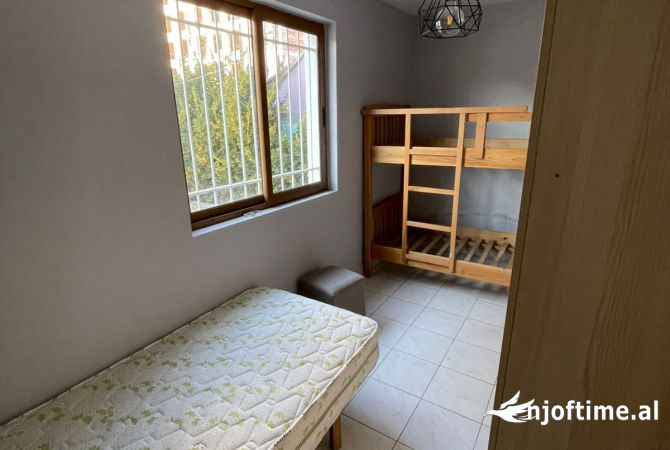 Shtepi me qera 1+1 ne Tirane - 35,000 Leke