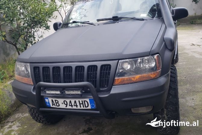 Makina ne shitje  ne Tirane - 127,000 Euro