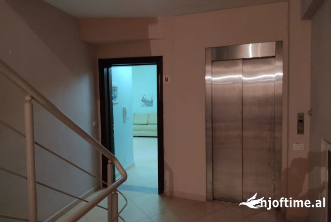 Shtepi ne shitje Apartament ne Sarande, 2+1, Mobilimi E mobiluar, Pagesa 9,500,000  Leke.