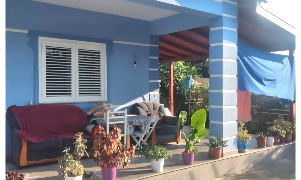 Shtepi ne shitje Shtepi Private ne Tirane, 3+1, Mobilimi Pjeserisht e mobiluar, Pagesa 14,000,000  Leke.