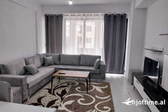 Shtepi me qera 2+1 ne Tirane - 50,000 Leke