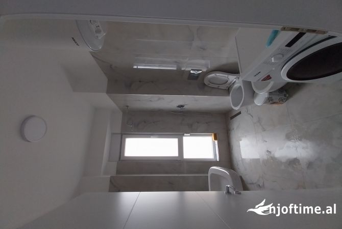 Shtepi me qera 1+1 ne Tirane - 50,000 Leke