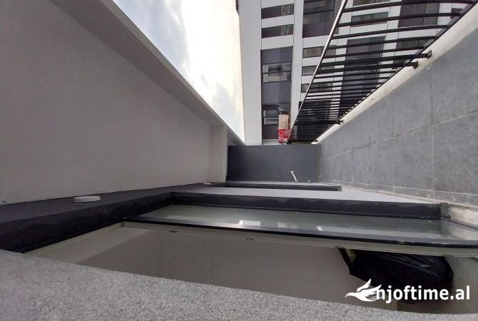 Shtepi me qera Apartament ne Tirane, 1+1, Mobilimi Bosh, pa mobiluar, Pagesa 30,000  Leke.