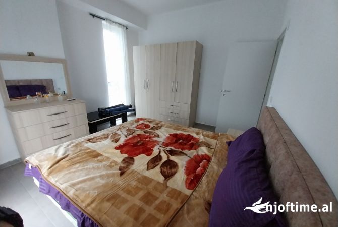 Shtepi me qera 2+1 ne Tirane - 50,000 Leke