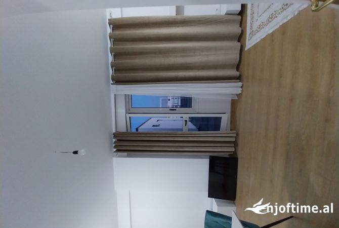 Shtepi me qera 1+1 ne Tirane - 45,000 Leke