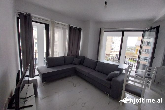 Shtepi me qera 2+1 ne Tirane - 500 Euro