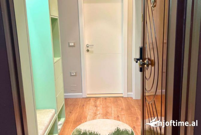 Shtepi me qera Apartament ne Tirane, 1+1, Mobilimi E mobiluar, Pagesa 90,000  Leke.