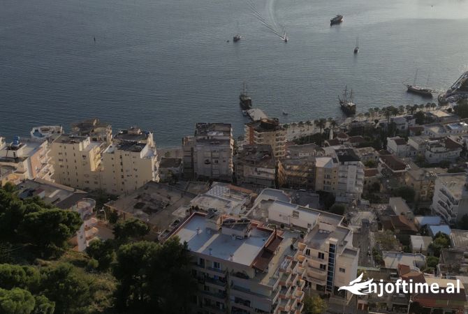Truall ose Toke  ne Sarande - 75,000 Euro