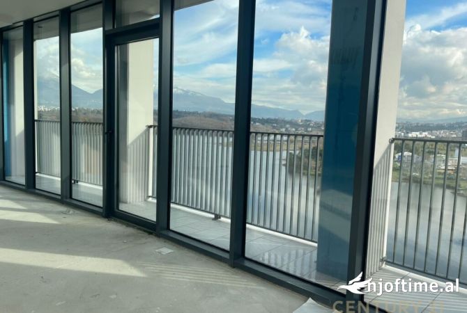 Shtepi me qera 3+1 ne Tirane - 3,000 Euro
