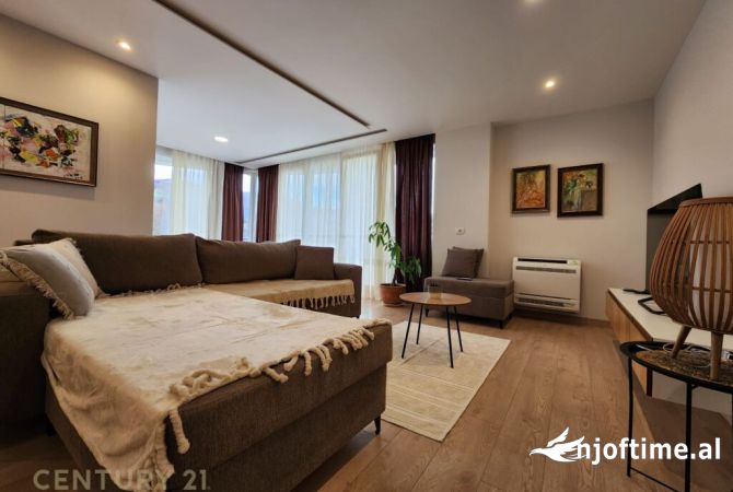 Shtepi me qera 3+1 ne Tirane - 900 Euro