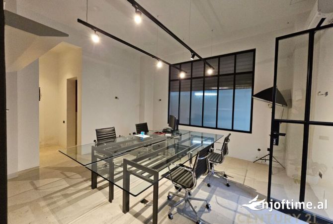 Ambient biznesi me qera 1+1 ne Tirane - 550 Euro