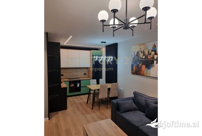Shtepi me qera 2+1 ne Tirane - 600 Euro