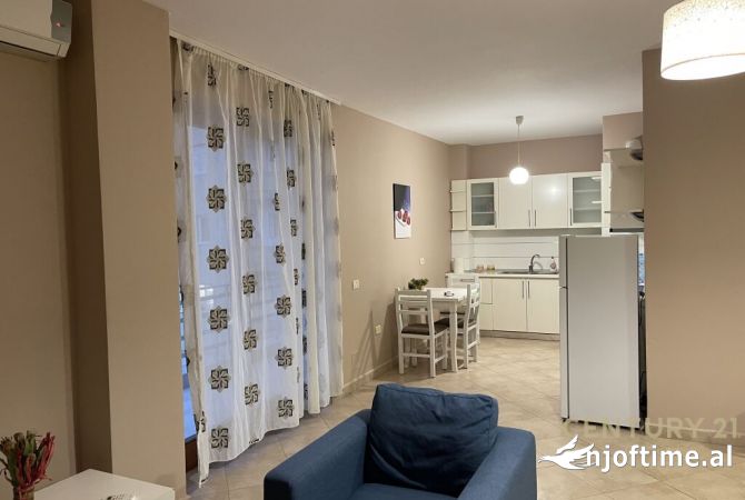 Shtepi me qera 3+1 ne Tirane - 800 Euro