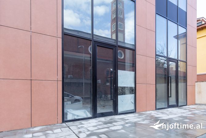 Ambient biznesi me qera 1+1 ne Tirane - 3,500 Euro