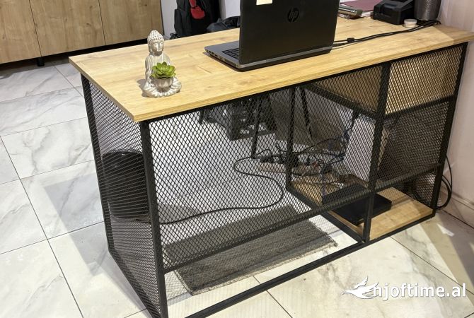 Marketplace for Business Brokers  in Tirana - 2,000 Euro