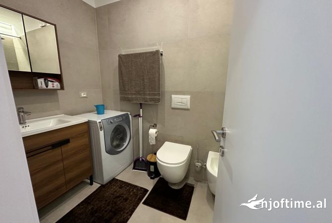 Shtepi me qera 1+1 ne Tirane - 450 Euro