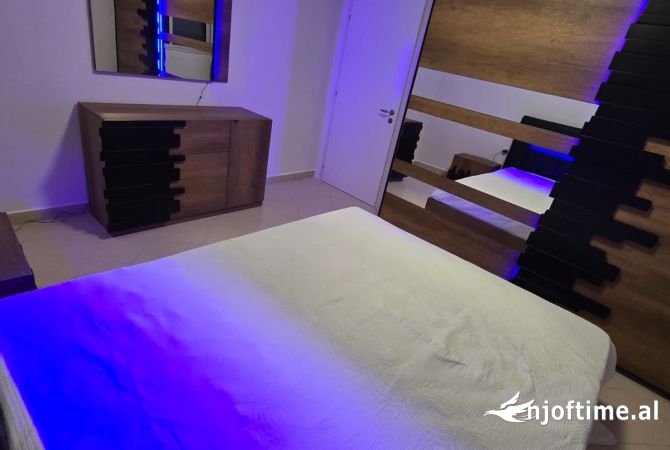 Shtepi me qera 1+1 ne Tirane - 50,000 Leke