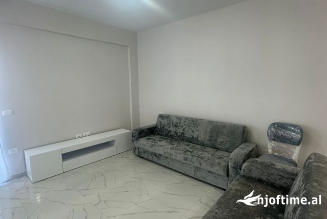 Shtepi me qera 1+1 ne Tirane - 600 Euro