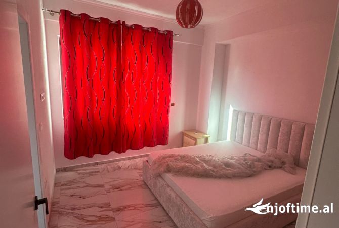Shtepi me qera 2+1 ne Tirane - 700 Euro