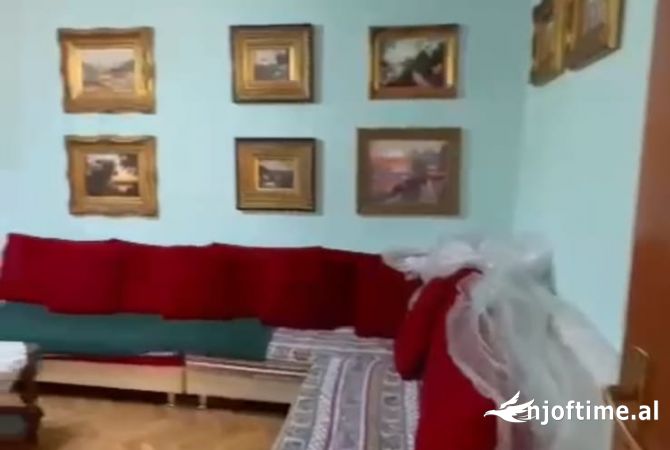 Shtepi me qera Apartament ne Tirane, 2+1, Mobilimi E mobiluar, Pagesa 650  Euro.