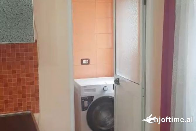 Shtepi me qera 1+1 ne Tirane - 25,000 Leke
