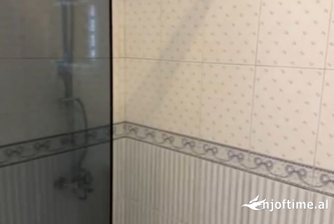 Shtepi me qera Apartament ne Tirane, 2+1, Mobilimi E mobiluar, Pagesa 70,000  Leke.