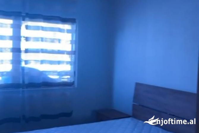 Shtepi me qera 2+1 ne Tirane - 70,000 Leke