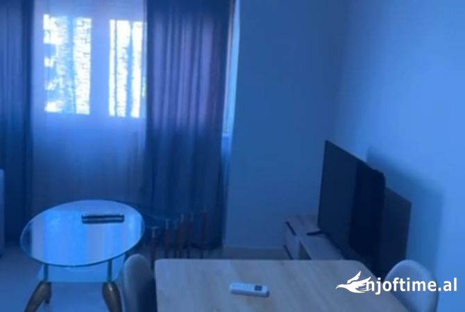 Shtepi me qera 2+1 ne Tirane - 70,000 Leke