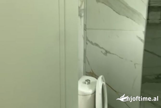 Shtepi me qera Duplex(shtepi me 2 kate) ne Tirane, 1+1, Mobilimi E mobiluar, Pagesa 40,000  Leke.