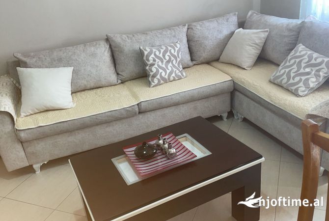 Shtepi me qera 1+1 ne Tirane - 450 Euro