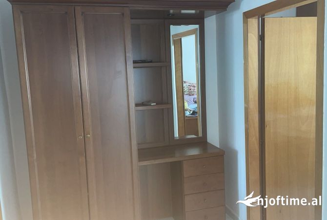Shtepi me qera 1+1 ne Tirane - 450 Euro
