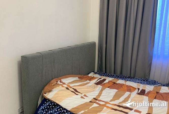 Shtepi me qera Apartament ne Tirane, 2+1, Mobilimi Pjeserisht e mobiluar, Pagesa 300  Euro.