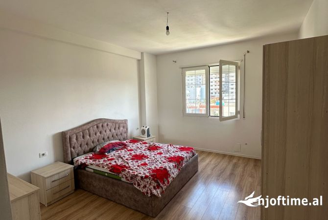 Shtepi me qera 1+1 ne Tirane - 35,000 Leke