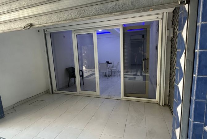 Ambient biznesi me qera 3+1 ne Tirane - 400 Euro