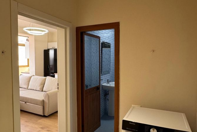 Shtepi me qera Apartament ne Tirane, 2+1, Mobilimi E mobiluar, Pagesa 650  Euro.