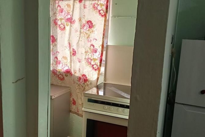 Shtepi me qera Apartament ne Tirane, 2+1, Mobilimi E mobiluar, Pagesa 450  Euro.