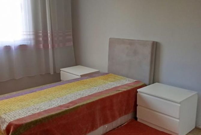 Shtepi me qera Apartament ne Tirane, 2+1, Mobilimi E mobiluar, Pagesa 450  Euro.
