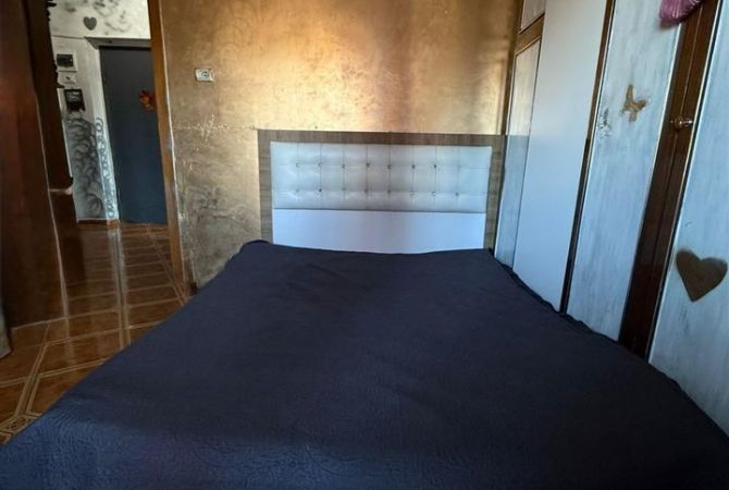 Shtepi ne shitje Apartament ne Tirane, 2+1, Mobilimi E mobiluar, Pagesa 130,000  Euro.