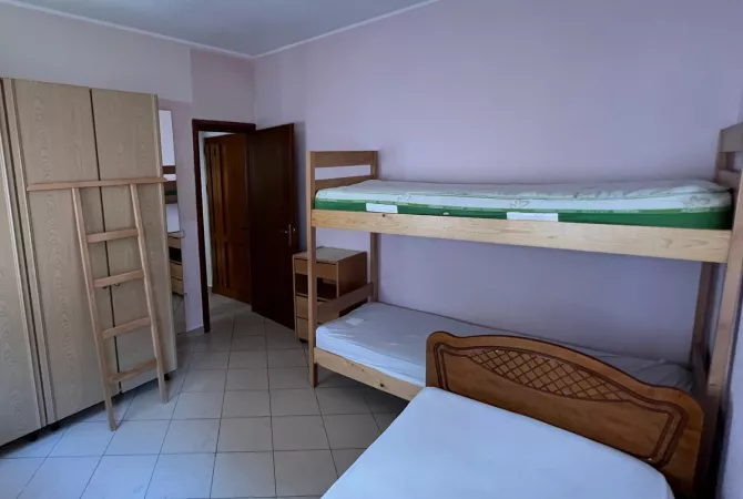 Shtepi me qera 1+1 ne Tirane - 450 Euro