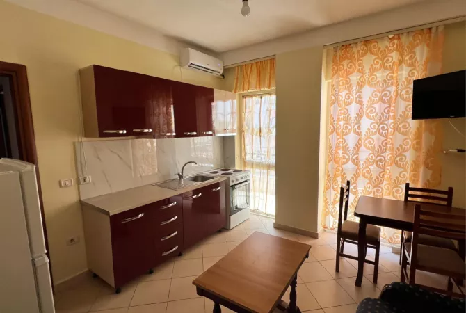 Shtepi me qera 1+1 ne Tirane - 450 Euro