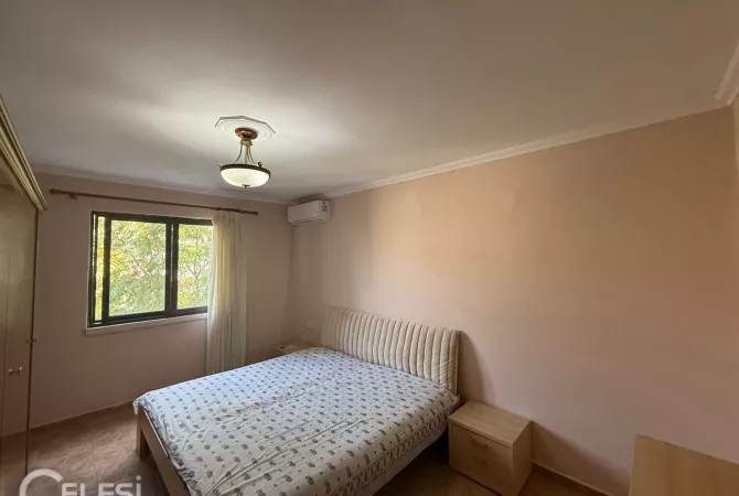 Shtepi me qera Apartament ne Tirane, 2+1, Mobilimi E mobiluar, Pagesa 40,000  Leke.
