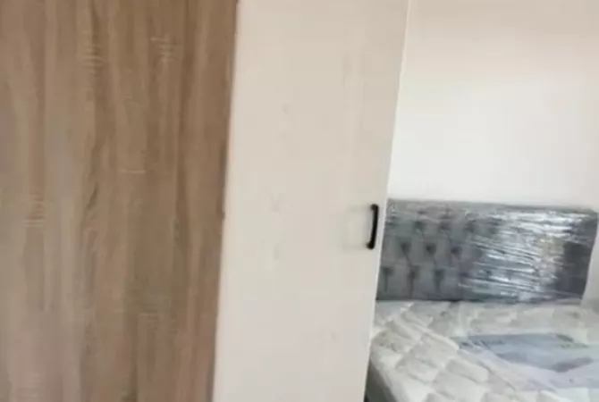 Shtepi me qera Apartament ne Tirane, 2+1, Mobilimi E mobiluar, Pagesa 40,000  Leke.