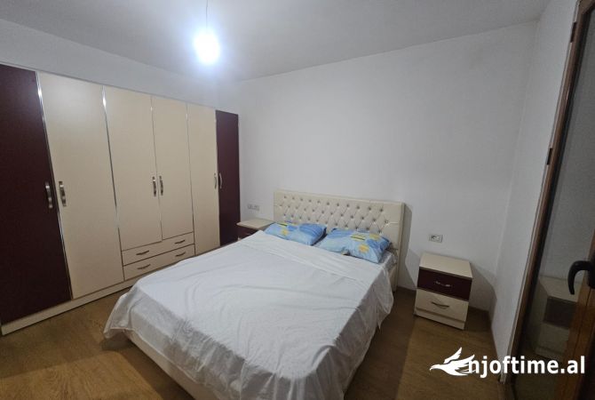 Shtepi me qera 1+1 ne Tirane - 400 Euro