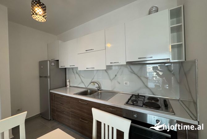 Shtepi me qera 2+1 ne Tirane - 600 Euro