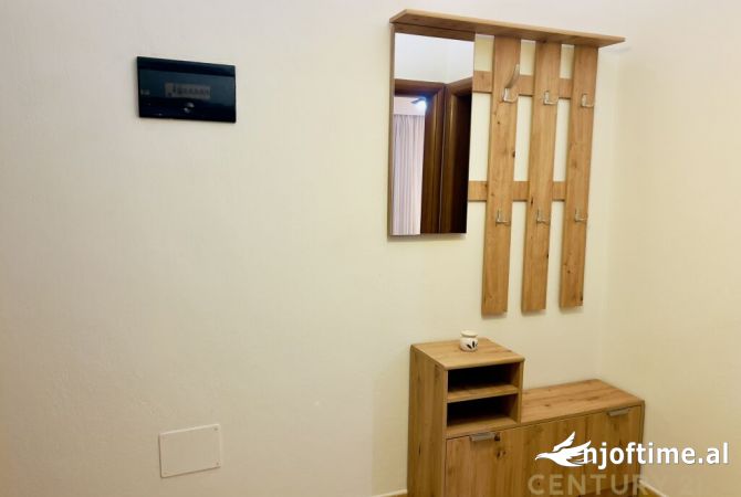 Shtepi me qera Apartament ne Tirane, 1+1, Mobilimi E mobiluar, Pagesa 650  Euro.