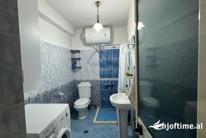 Shtepi me qera Shtepi Private ne Tirane, 1+1, Mobilimi E mobiluar, Pagesa 500  Euro.