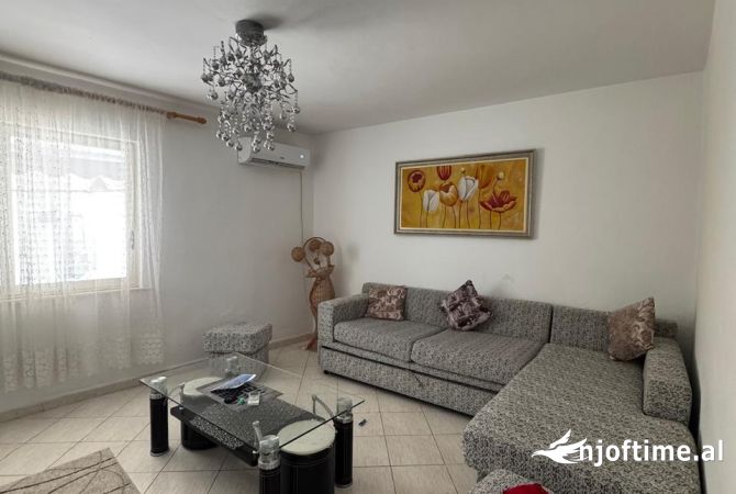 Shtepi me qera 1+1 ne Tirane - 500 Euro
